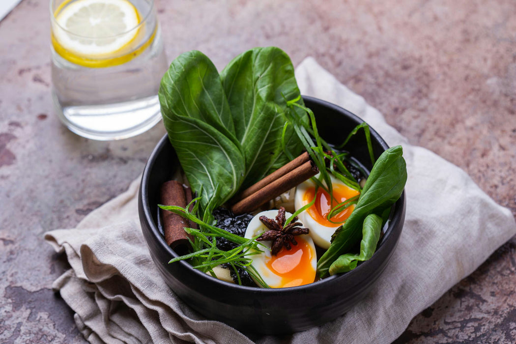 Japanese-Style Soup with Noodles & Egg