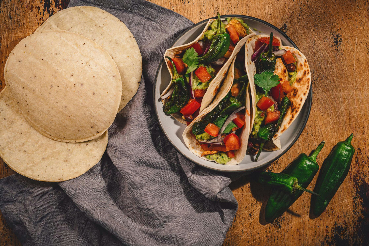 Vürtsikad kana takod ubade ja 5 minuti guacamole'ga: Hero Image - Pos 1