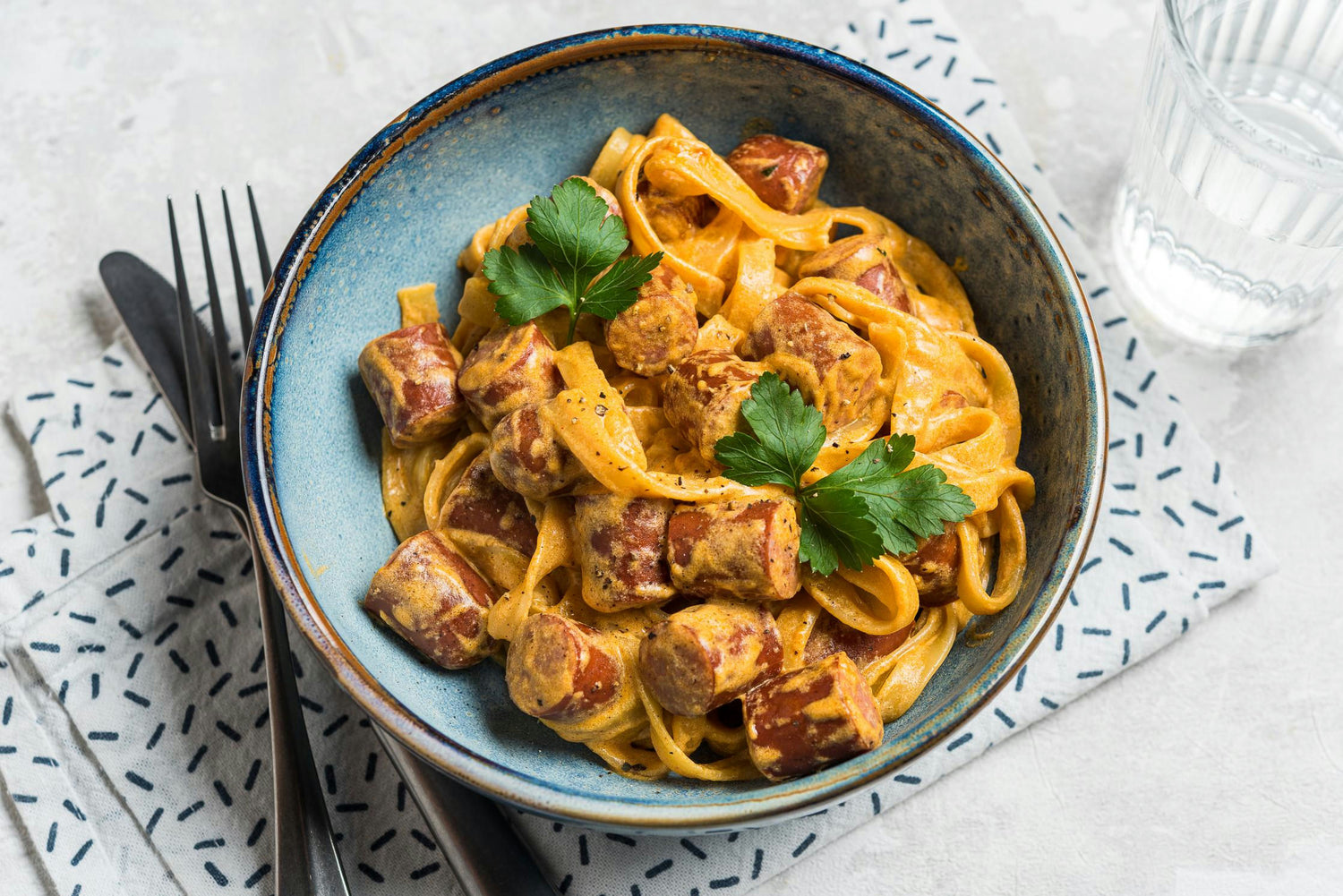 Kiire koorene pasta seente ja vorstikestega: Hero Image - Pos 1