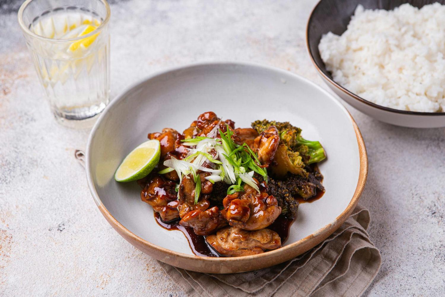 Teriyaki kana brokoli ja riisiga, Teriyaki kana brokoli ja riisiga: Hero Image - Pos 1