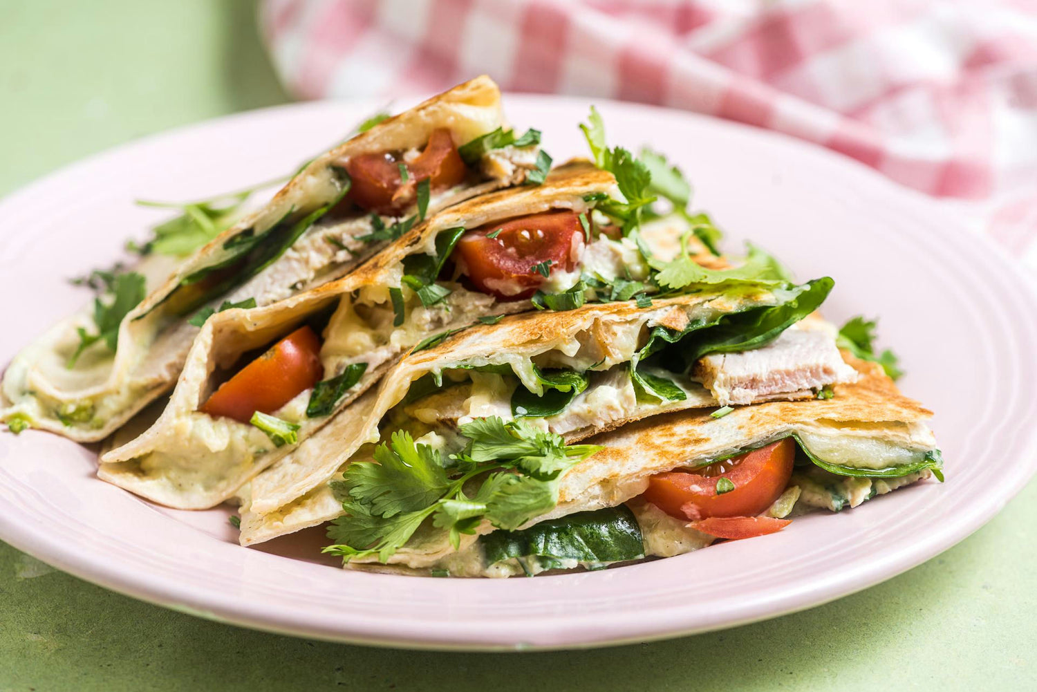 Kana quesadillad avokaado-toorjuustukreemiga: Hero Image - Pos 1